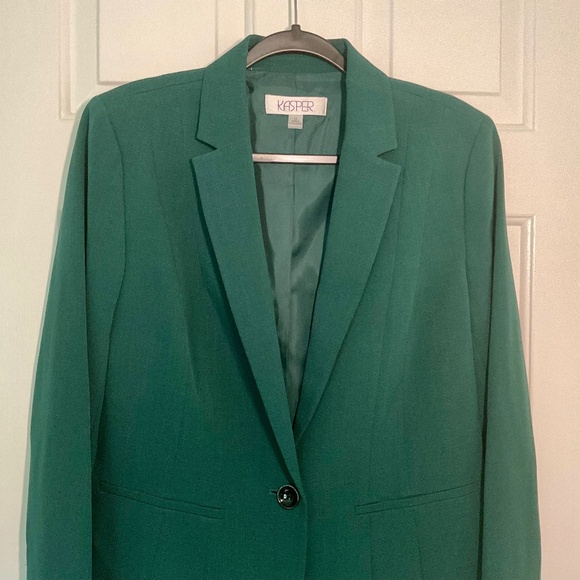 Kasper Stretch Crepe One Button Blazer in Evergreen - NWOT - Picture 8 of 8